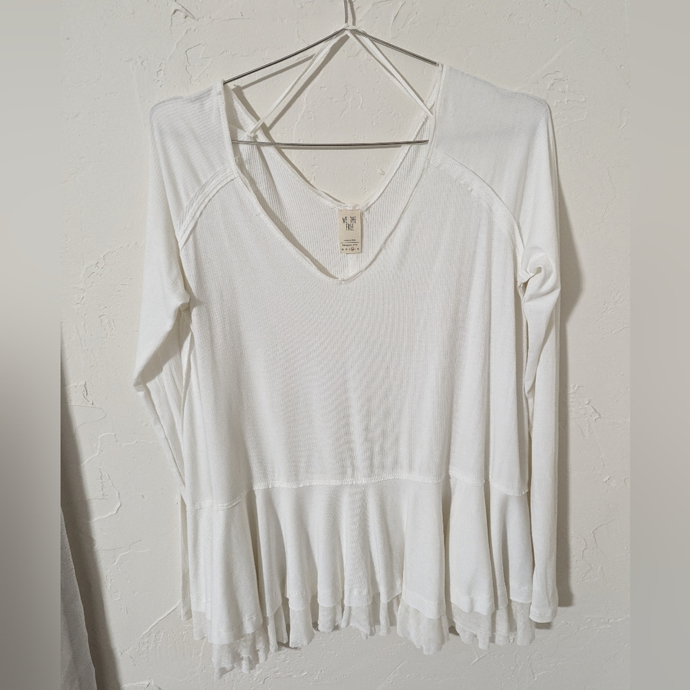 We The Free People Top M White Catalina V Neck Long Sleeve Tunic Thermal Ruffle